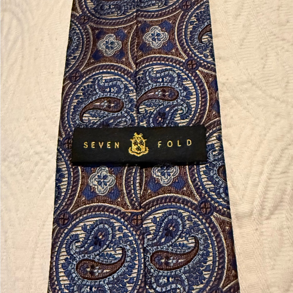Robert Talbott - SEVEN FOLD - Blue and Brown Paisley Tie